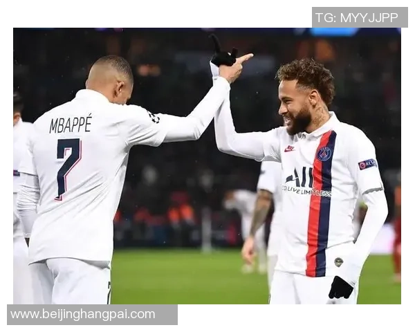 8月14日巴黎圣日耳曼对阵甘冈的精彩对决分析与赛后点评