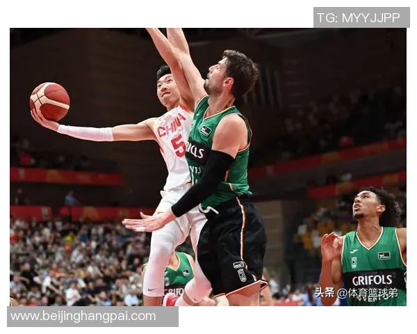 CBA焦点战北京北控迎战上海队期待精彩对决与球员表现