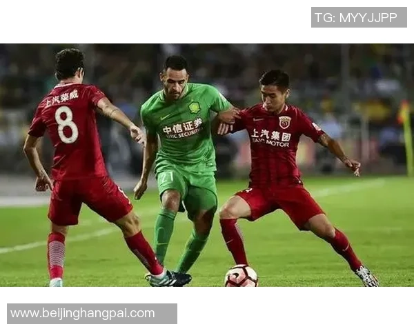 亿利与国安精彩对决重播回顾赛场瞬间与精彩进球分析