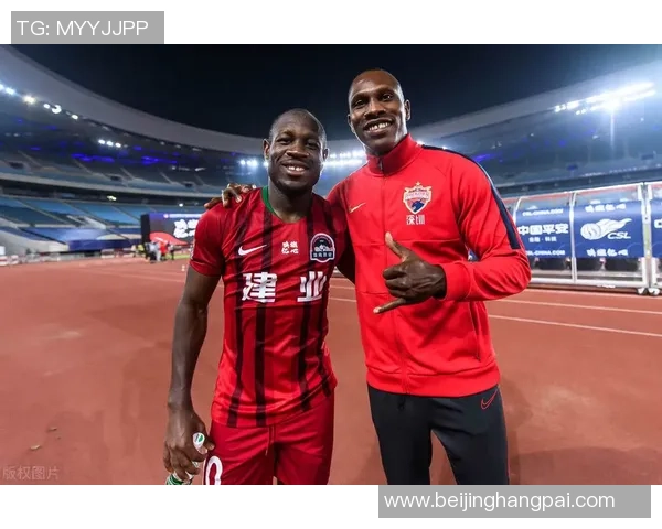 努涅斯在赛场上的精彩表现引发球迷热议与媒体关注的背后故事