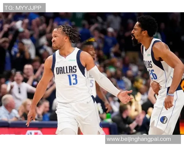 格里芬与乔治的巅峰对决谁能在篮球场上笑到最后