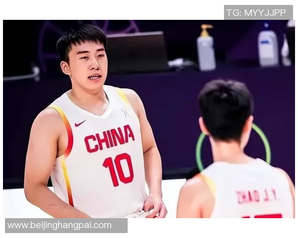 胡金秋：从青涩少年到篮球场上的璀璨明星，见证奋斗与荣耀的成长之路